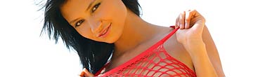 Tina Watch4Beauty